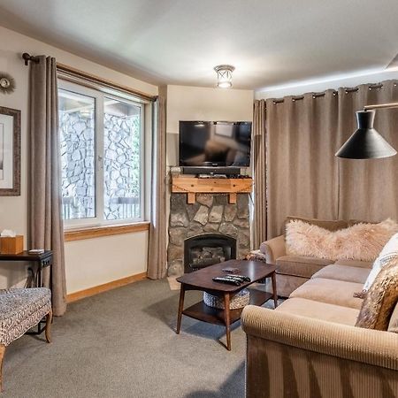 Ski In Ski Out Juniper Springs Lodge #351 Luxury Slope-Side 2 Bedrm 2 Bath End Unit! 맘모스 레이크스 외부 사진